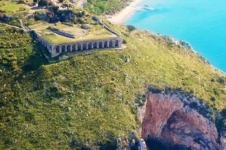 Holiday2 Apartment Terracina